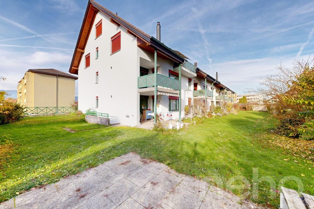 Property photo 2 of 12