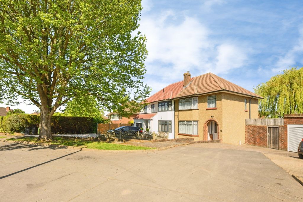 Property photo 3 of 15 Picture No. 12