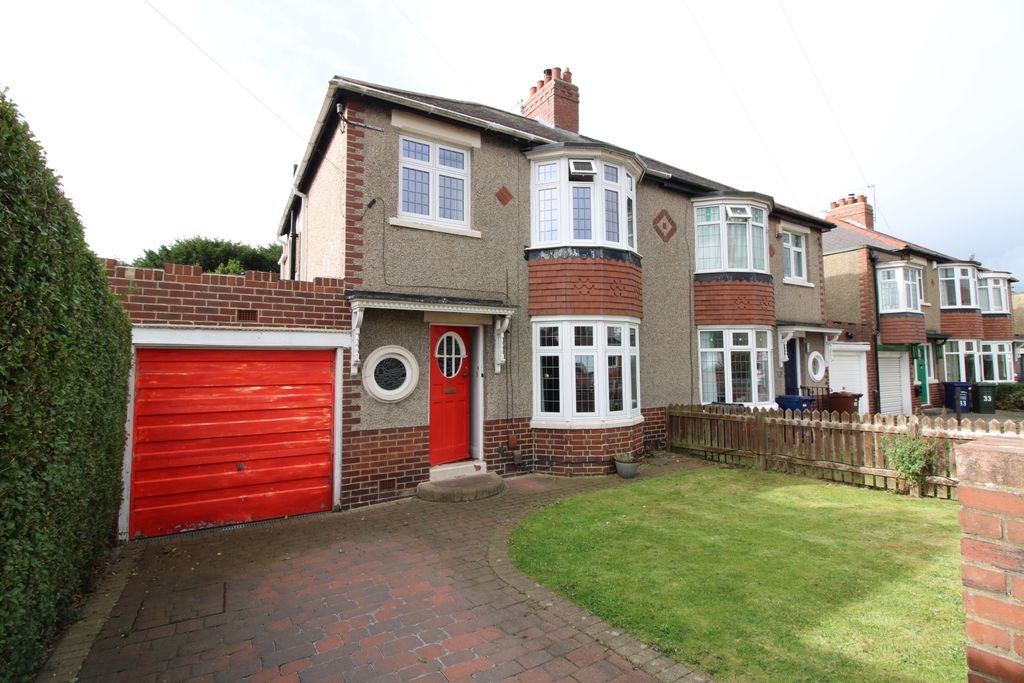 Property photo 2 of 15 B.X