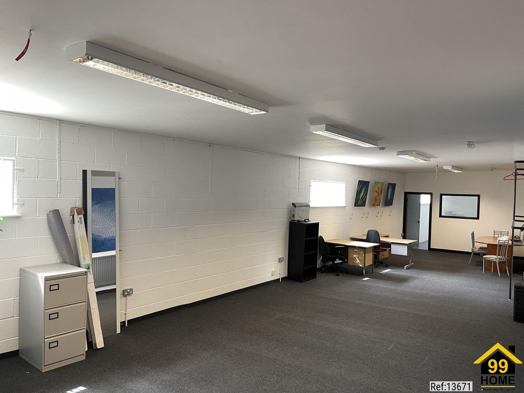 Property photo 3 of 8 Photo 2