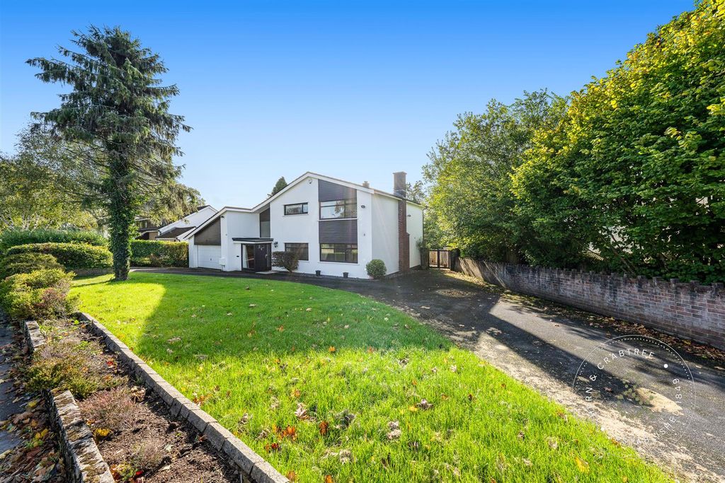 Property photo 1 of 55 Hern Crabtree-06.Jpg