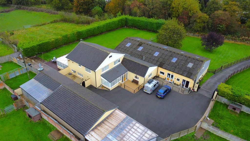 Property photo 1 of 24 Photo 0