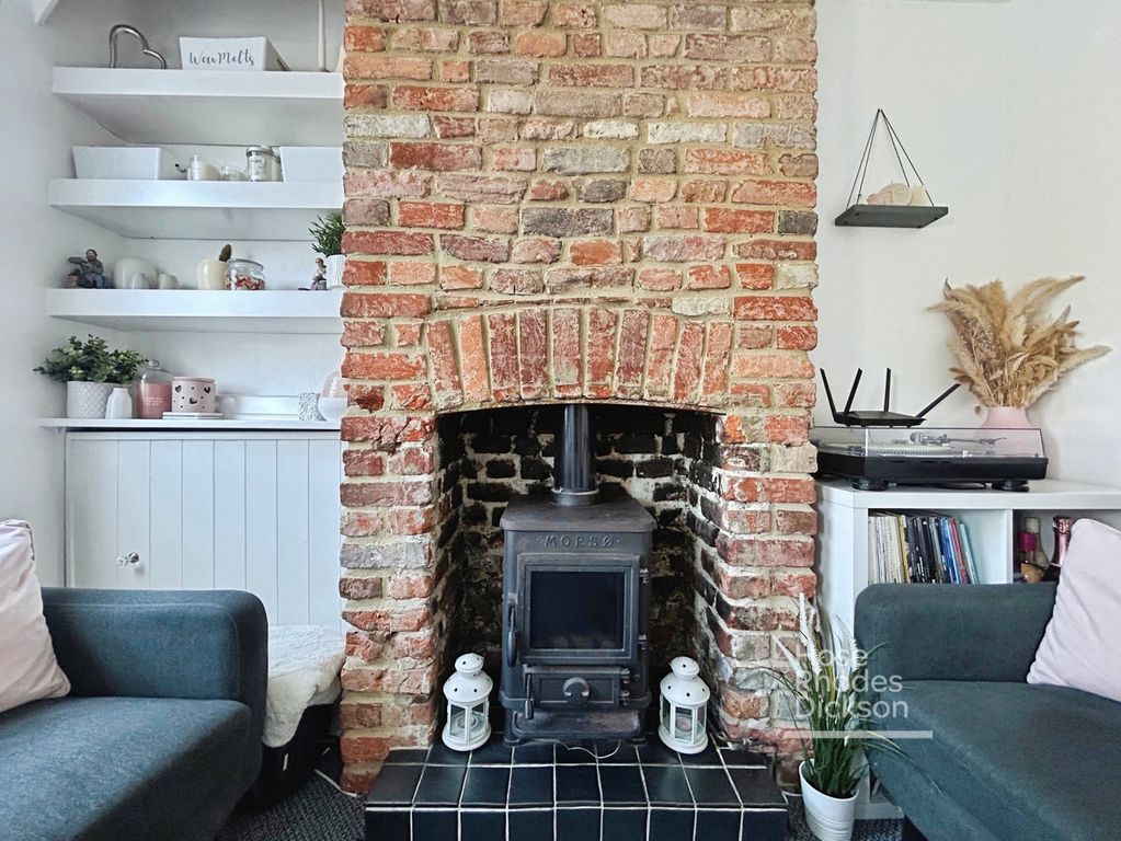 Property photo 3 of 16 Pbox-Img.Jpg