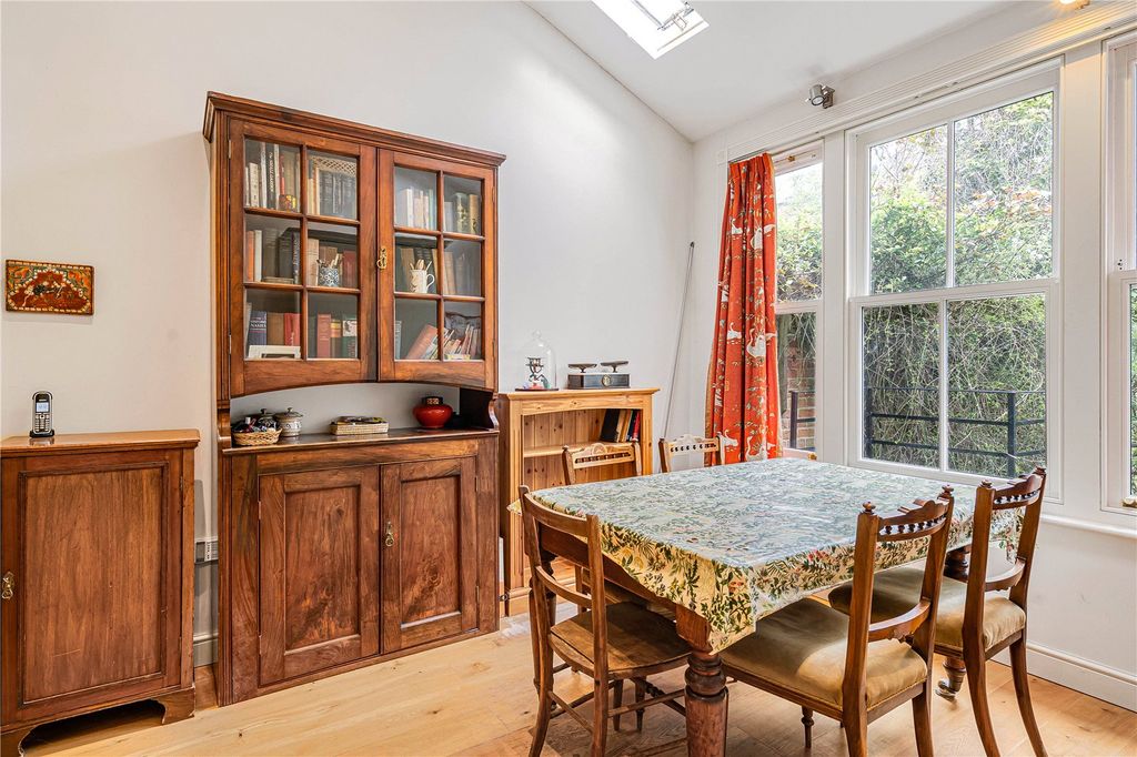 Additional image 4 of 5 bed terraced house for saleSt John Street, Central Oxford OX1