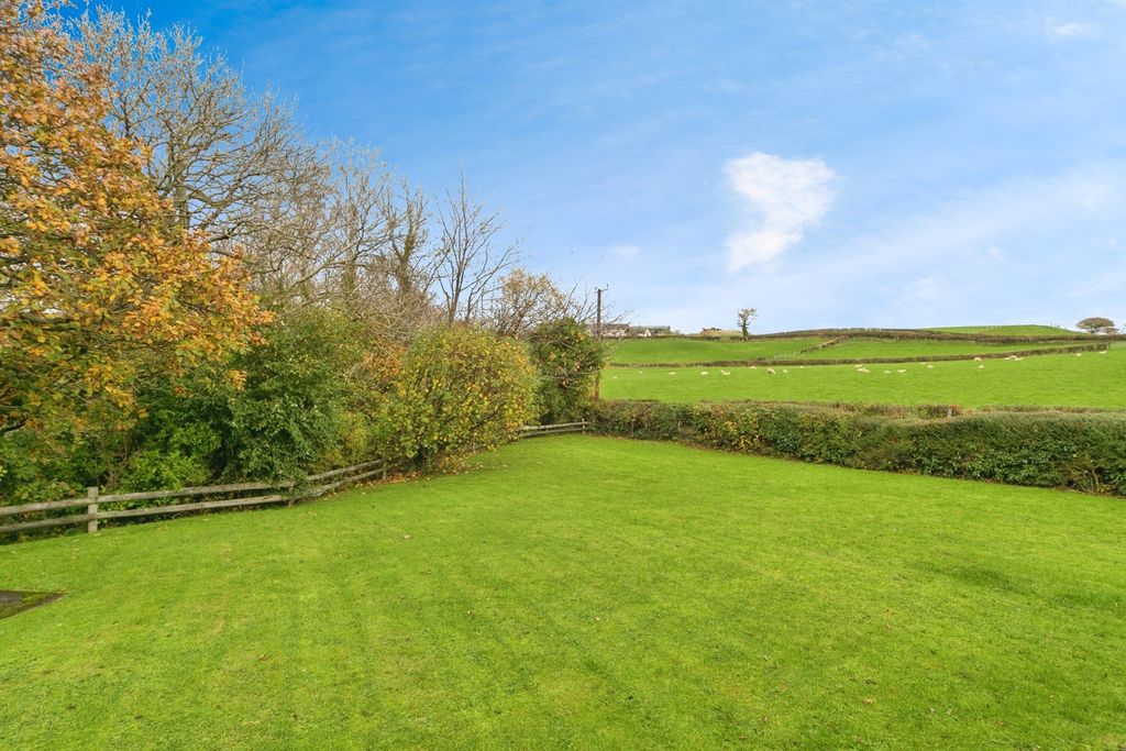 Property photo 1 of 23 Photo