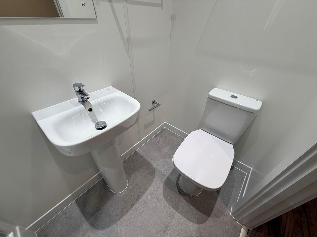 Property photo 3 of 4