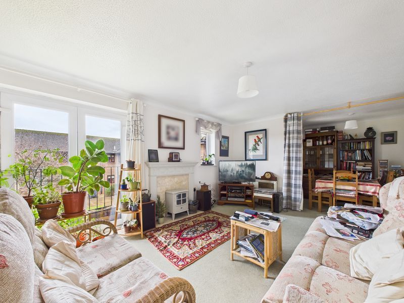 Property photo 2 of 10 Lounge/Diner