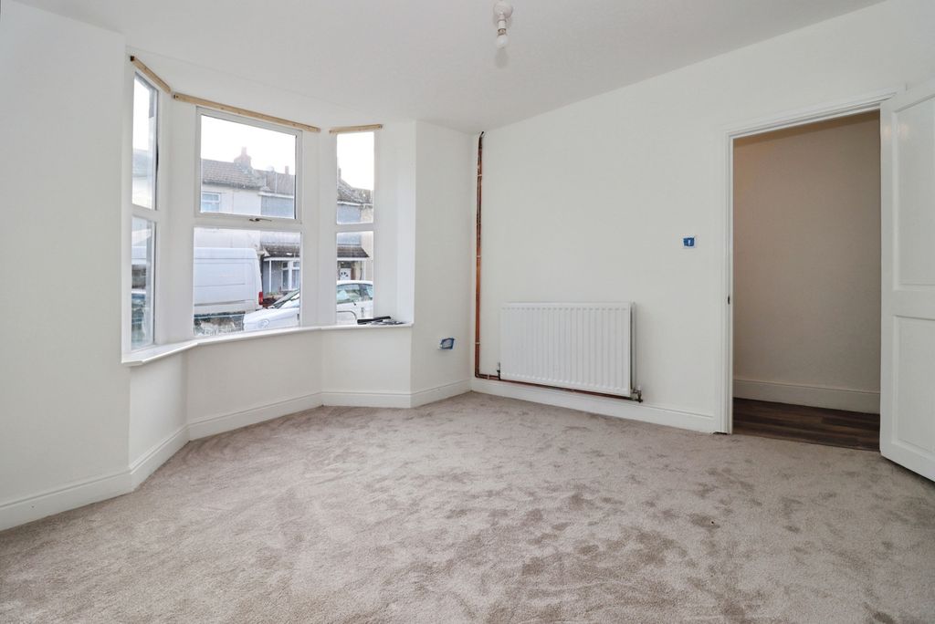 Property photo 2 of 11 Pbox-Img.Jpg