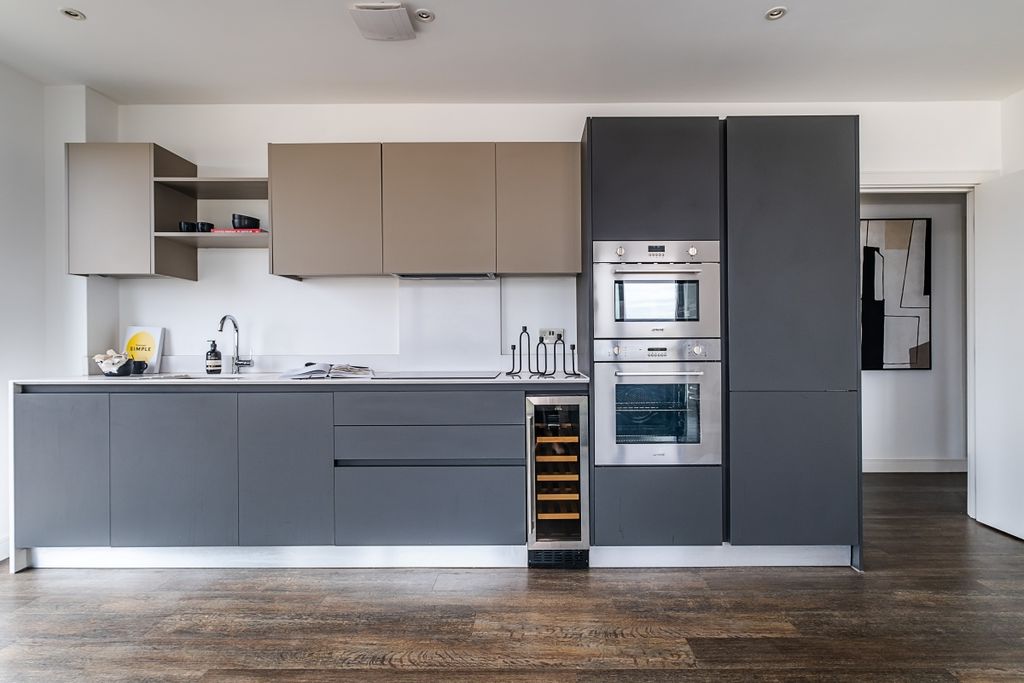 Property photo 3 of 17 4-Caro-House-004