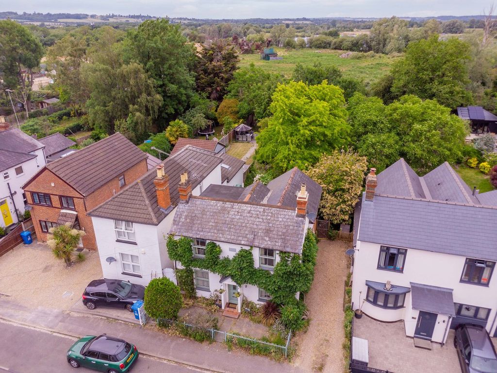 Property photo 1 of 31