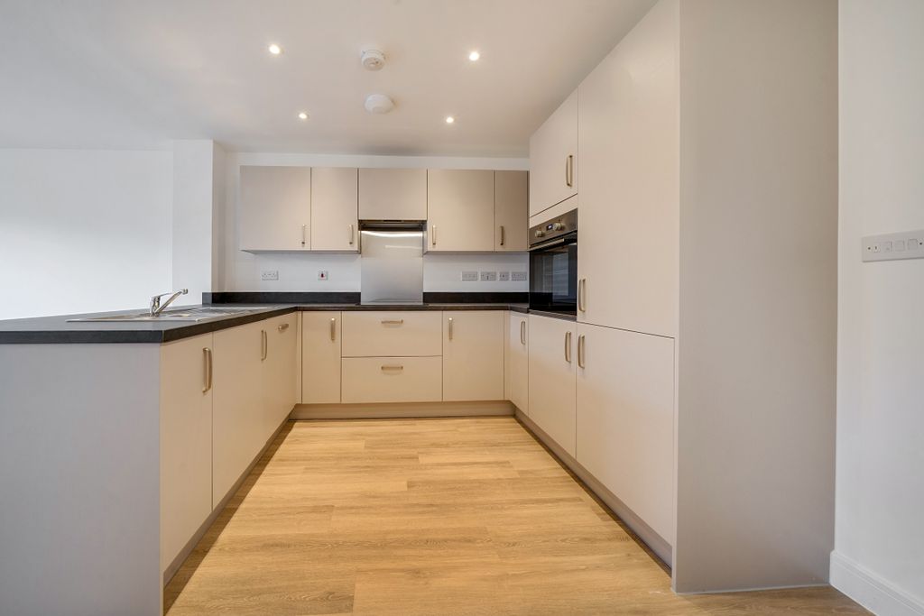 Property photo 3 of 16 Front