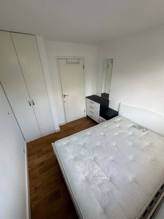 Property photo 2 of 3