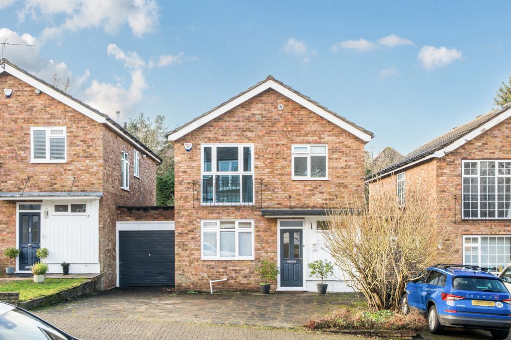 Property photo 1 of 19 1407998-2-69831Bb...