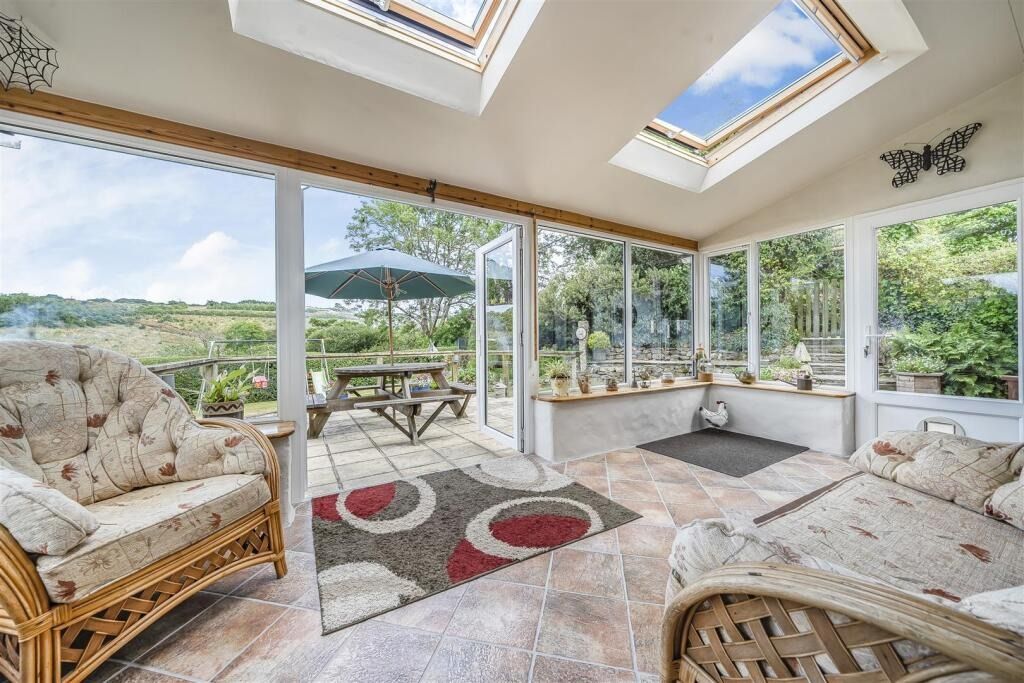 Property photo 2 of 30 4998614