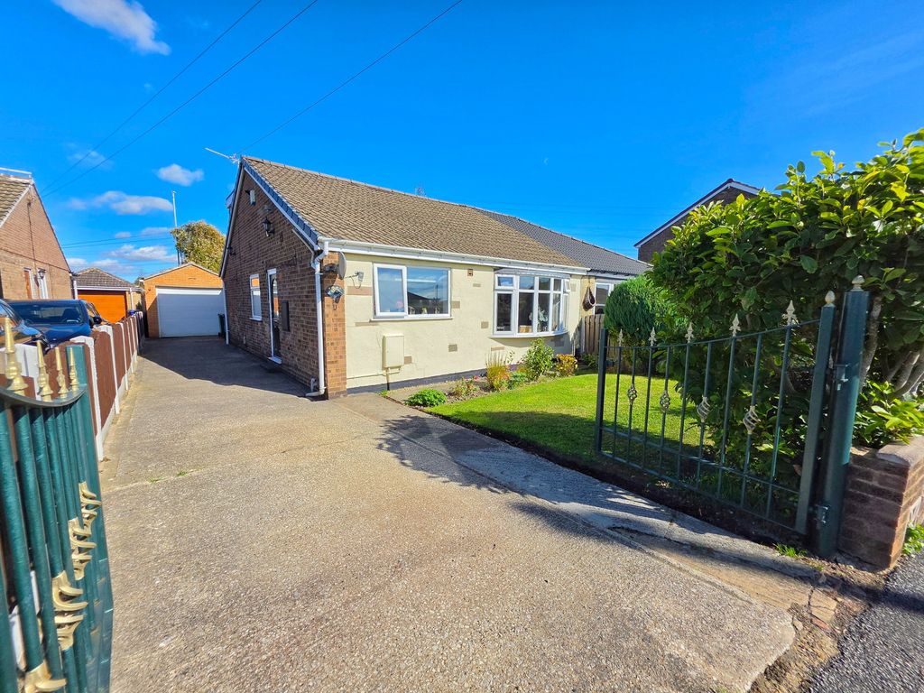 Property photo 2 of 18