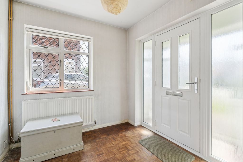 Property photo 2 of 22