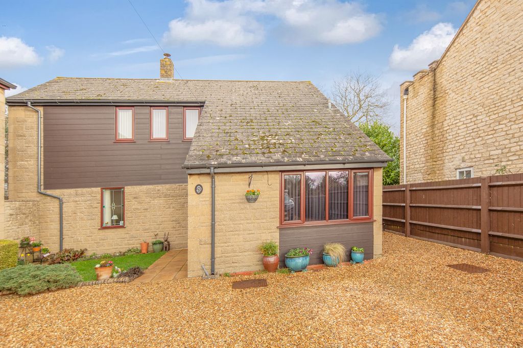 Property photo 1 of 26 Front