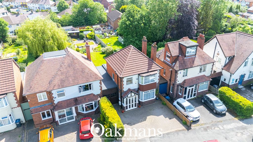 Property photo 1 of 34 Picture No. 05