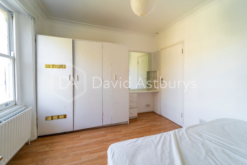 Property photo 2 of 8 Ndb06902