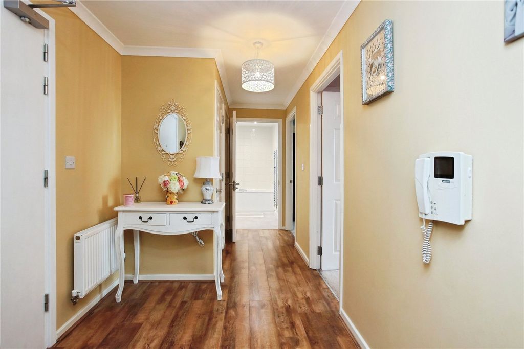 Property photo 2 of 14 Picture No. 19