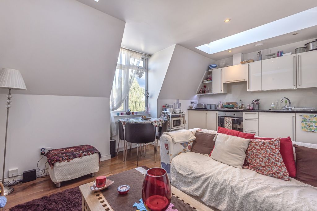 Property photo 2 of 6 607126 (3)