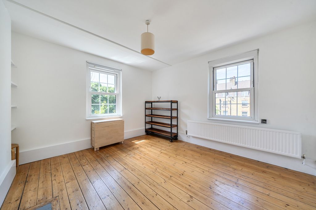 Property photo 3 of 17 1480761-3-6A33Ddd...
