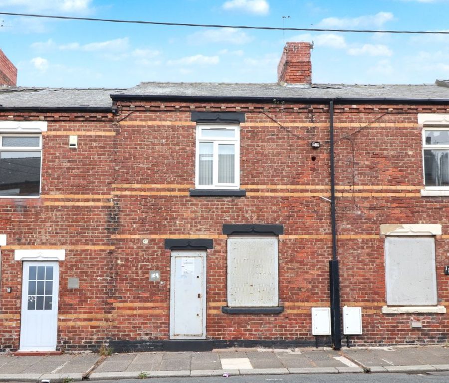 Property photo 1 of 12