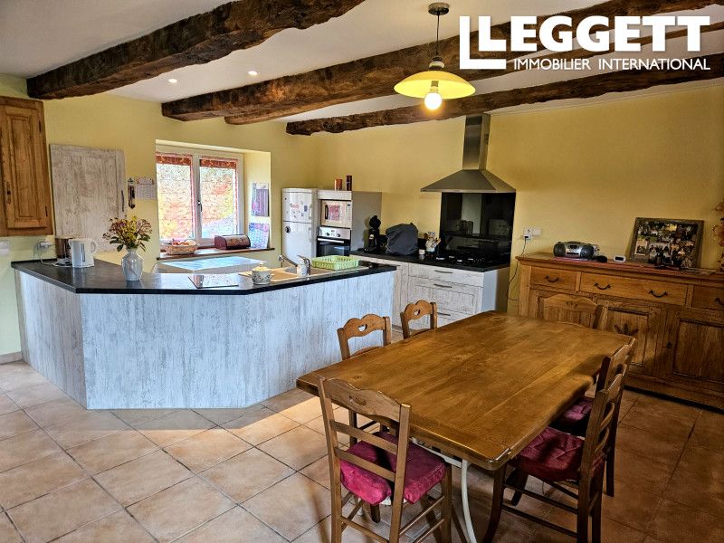 Property photo 3 of 10