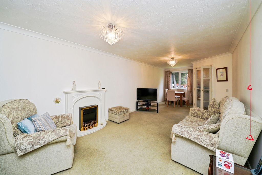 Property photo 2 of 17