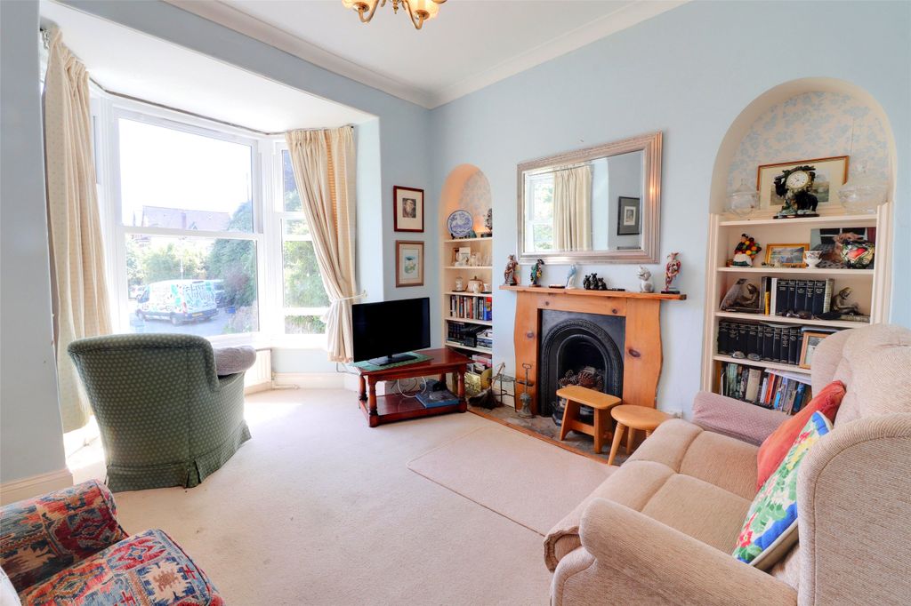 Property photo 3 of 9 Picture No. 06