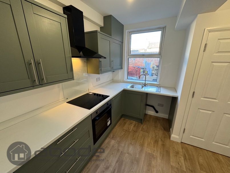 Property photo 2 of 23