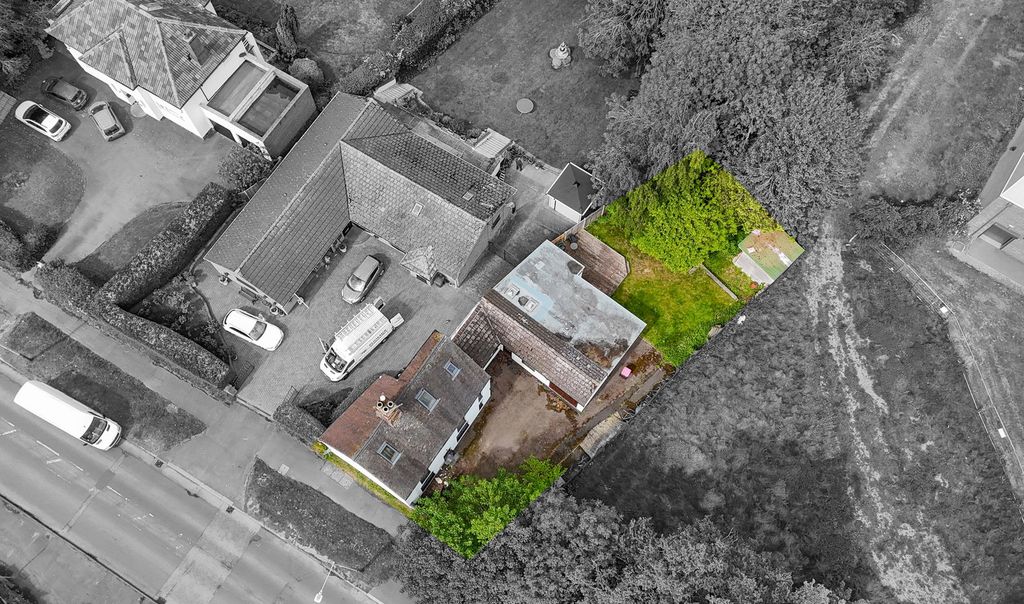 Property photo 2 of 30