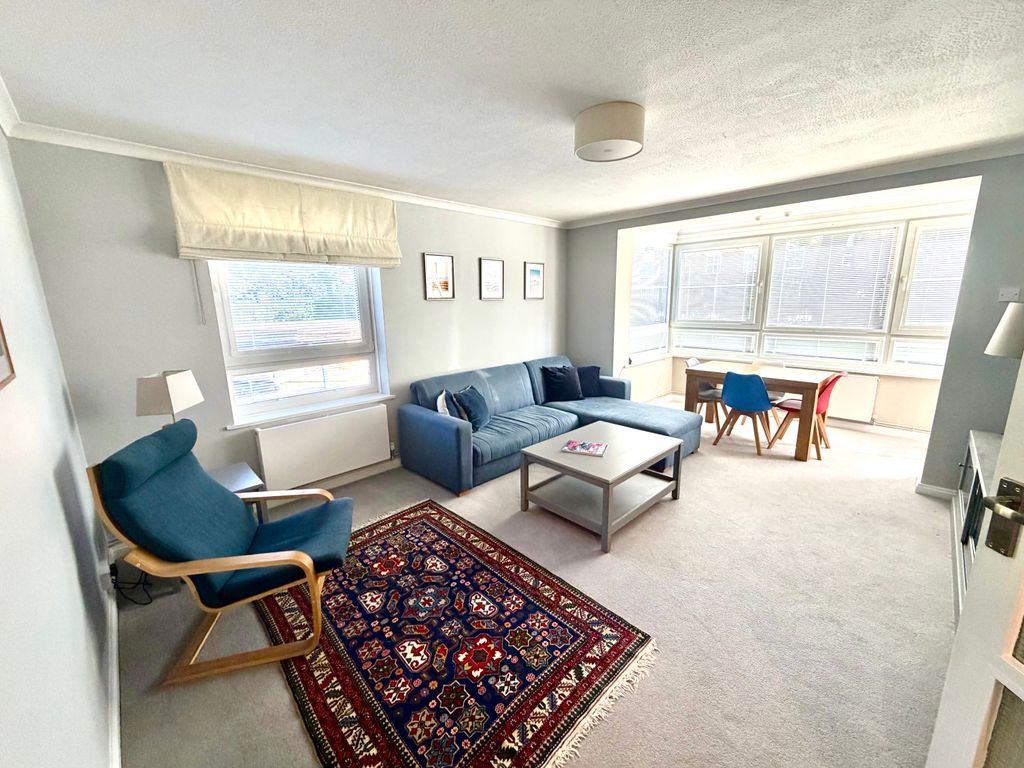 Property photo 3 of 14