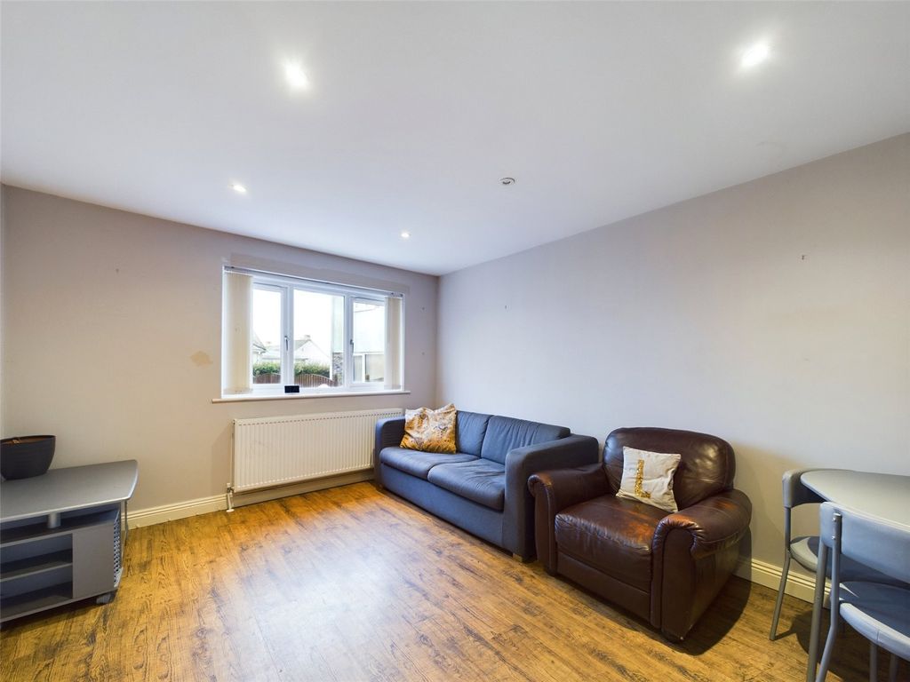 Property photo 3 of 13 Picture No. 04