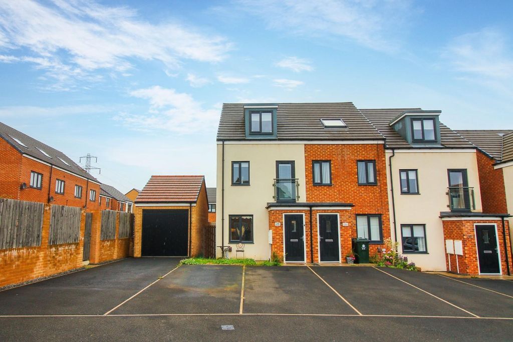 Property photo 1 of 12 1