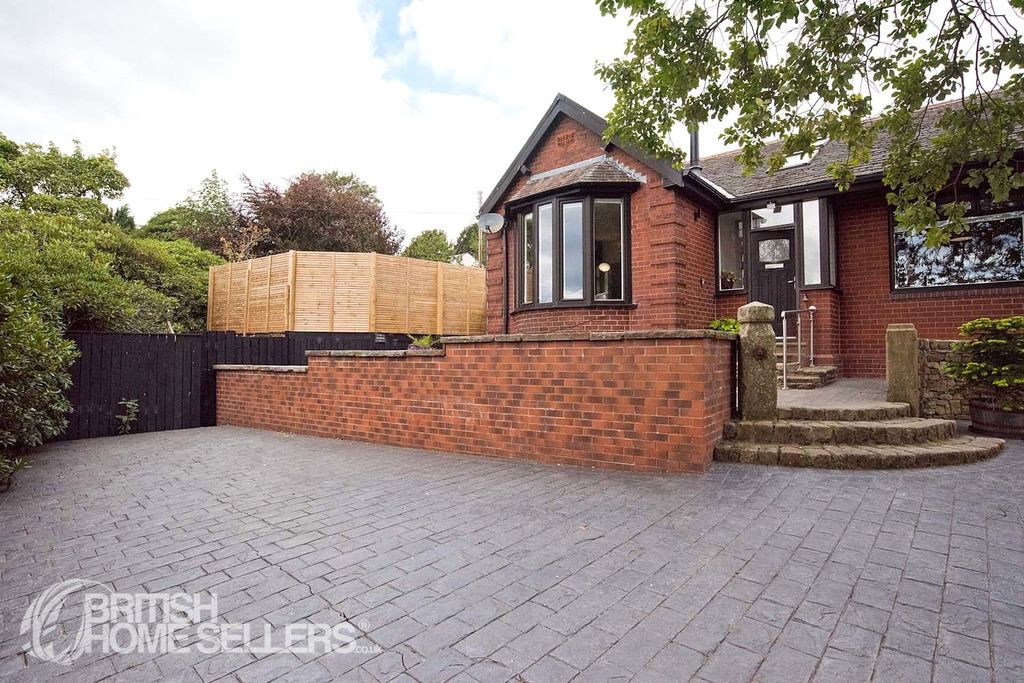 Property photo 1 of 32 Picture No. 14