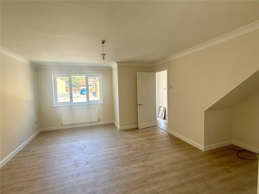 Property photo 3 of 9 Picture No. 02