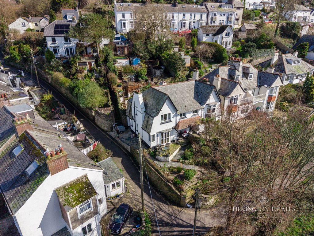 Property photo 1 of 31 4889132