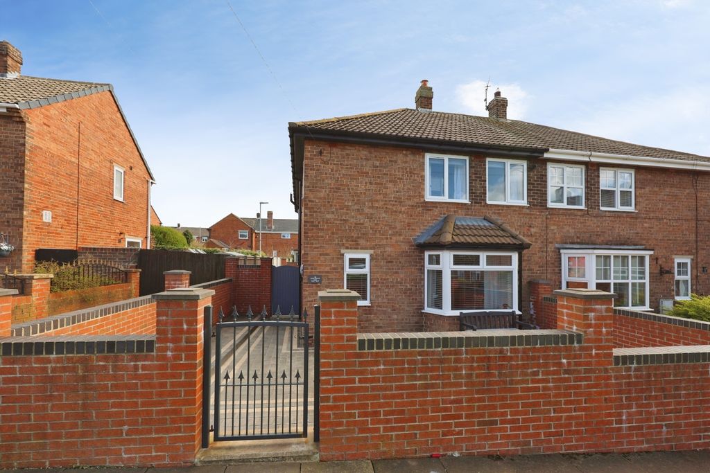 Property photo 1 of 19 Pbox-Img.Jpg