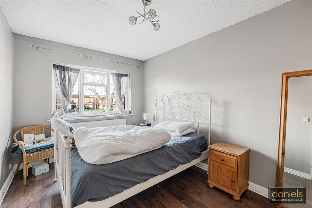 Property photo 3 of 13 24_74643_Watermarked.Jpg