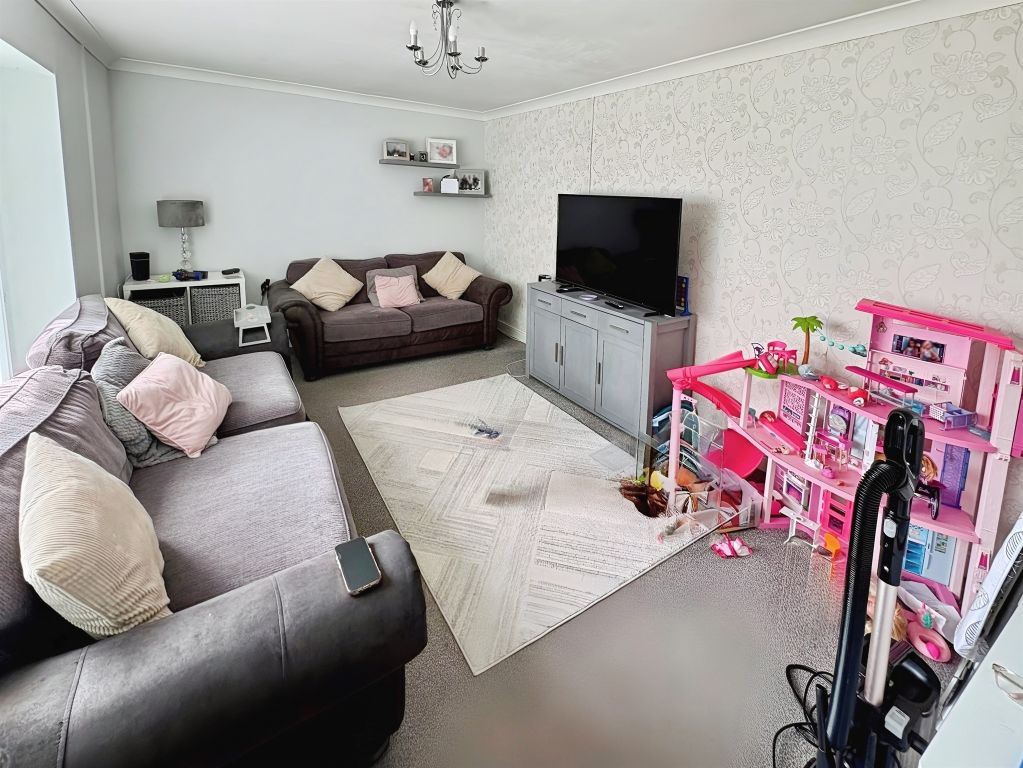 Property photo 3 of 7