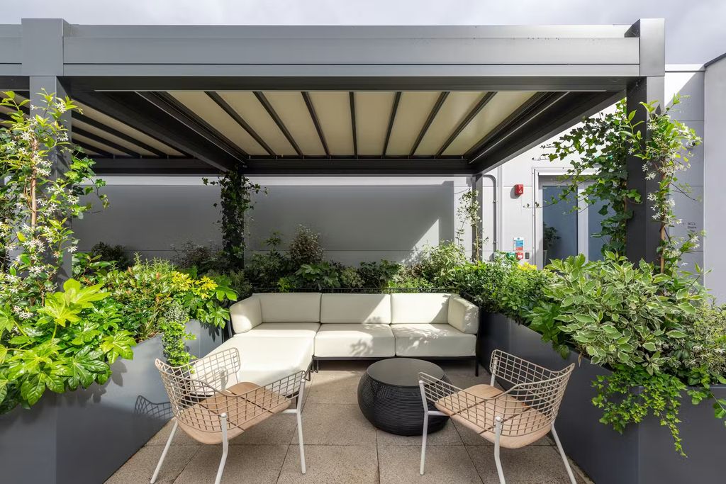 Property photo 3 of 14 Roof Terrace