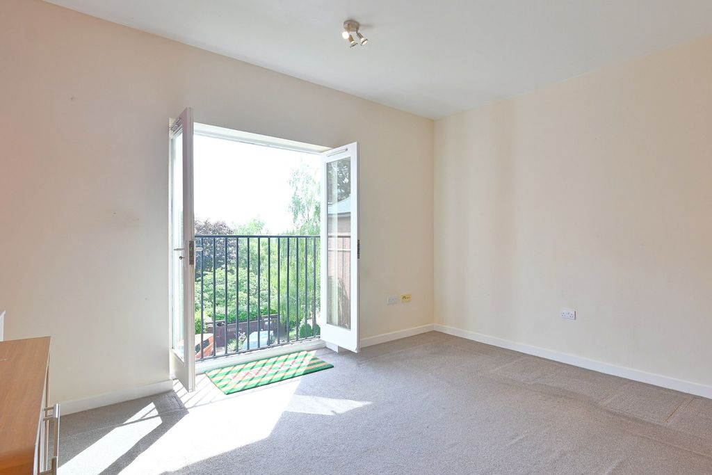 1 bed flat for saleSteven Way, Ripon HG4 photo 5