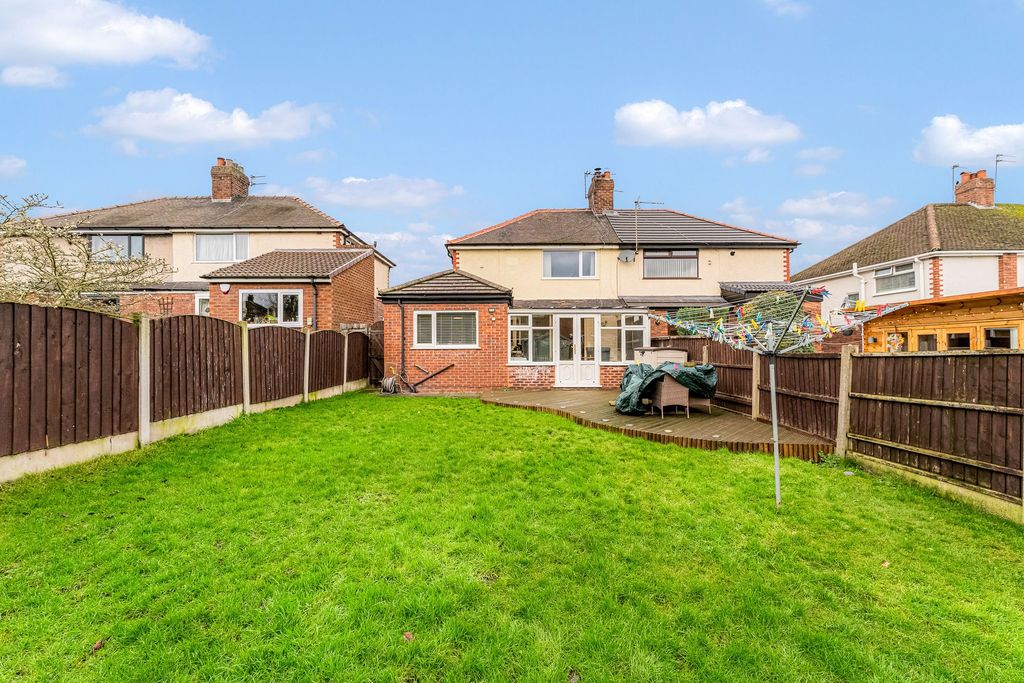 Property photo 2 of 23