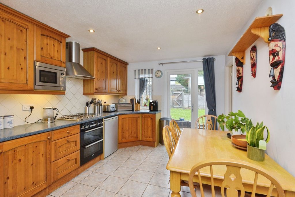 Property photo 2 of 20 Pbox-Img.Jpg