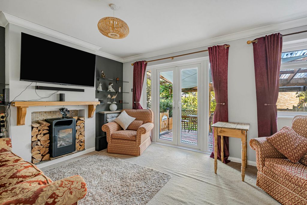 Property photo 3 of 26 21_95041