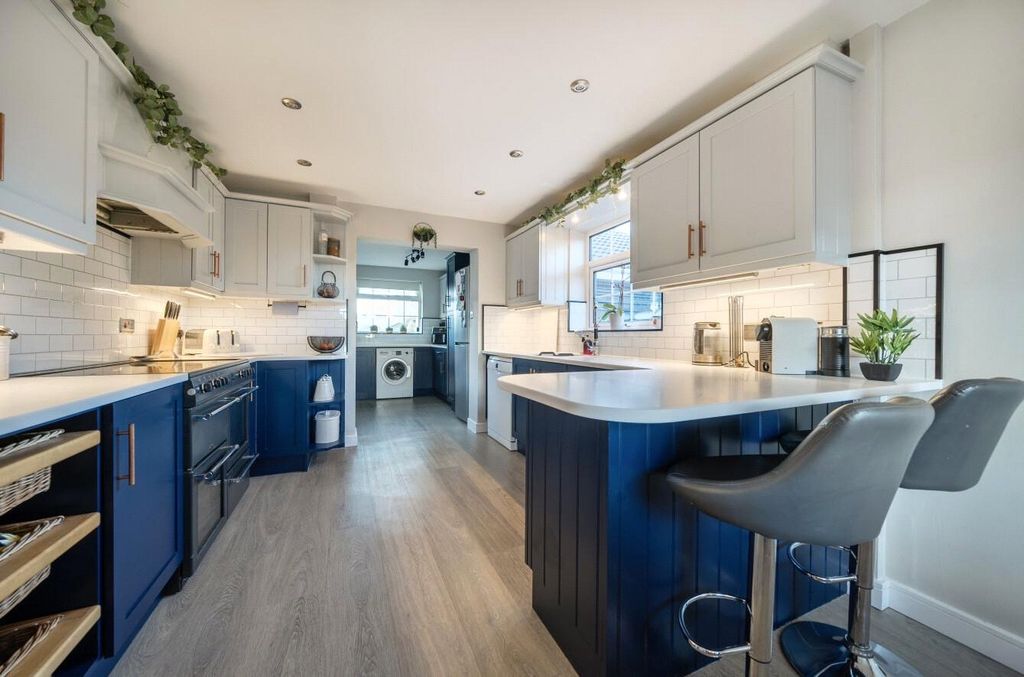 Property photo 3 of 43 Picture No. 42