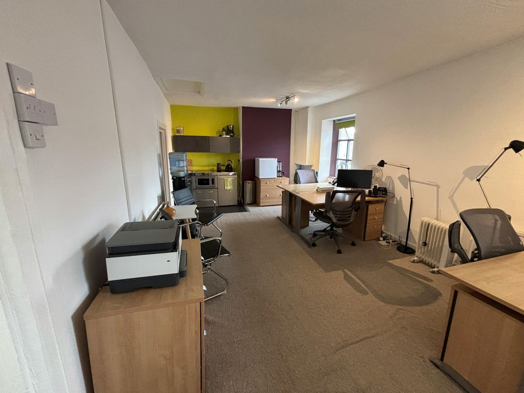 Property photo 3 of 6 Img_0738.Jpg