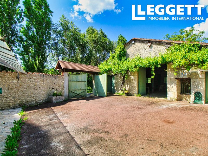 Property photo 2 of 10