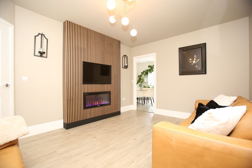 Property photo 3 of 20 593A2107